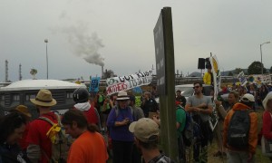 break free crowd at shell refinery
